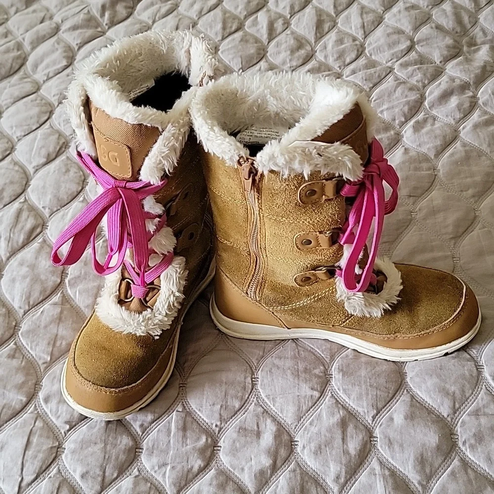 DSG pre- owned girls lace zip boots (see pics)